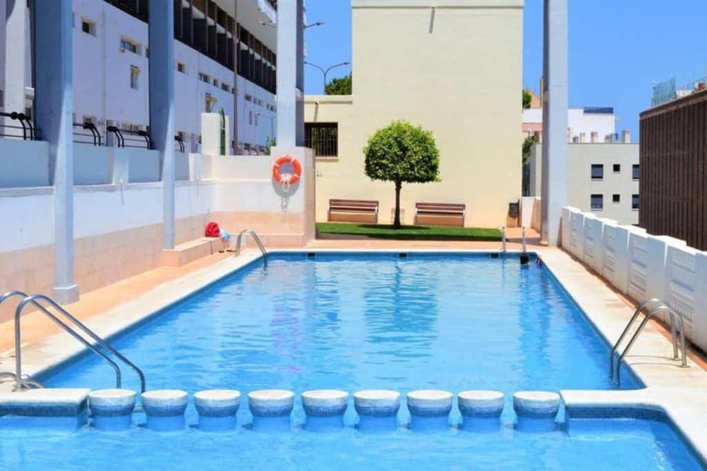 Playa Albufereta. Espectaculares Vistas Al Mar. Appartement Alicante Buitenkant foto